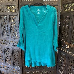 St. John’s Bay Top